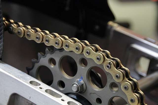 what to use to clean motorcycle chain