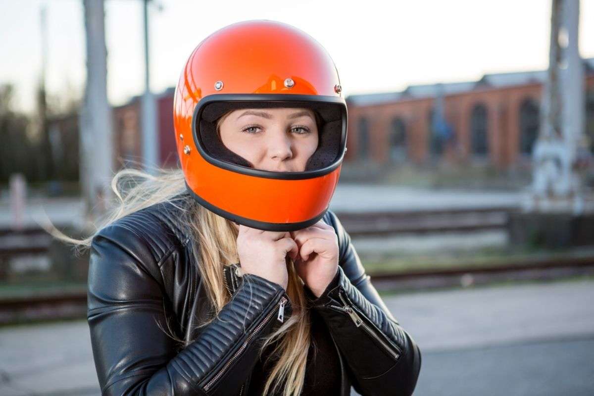 How Should A Motorcycle Helmet Fit?